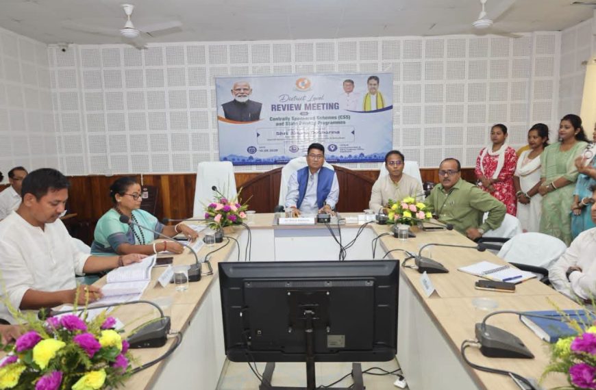 সিপাহিজলা জেলার উন্নয়নমূলক কাজের পর্যালোচনা, শিক্ষা-স্বাস্থ্য ও জনপরিষেবায় জোর মন্ত্রী বিকাশ দেববর্মার