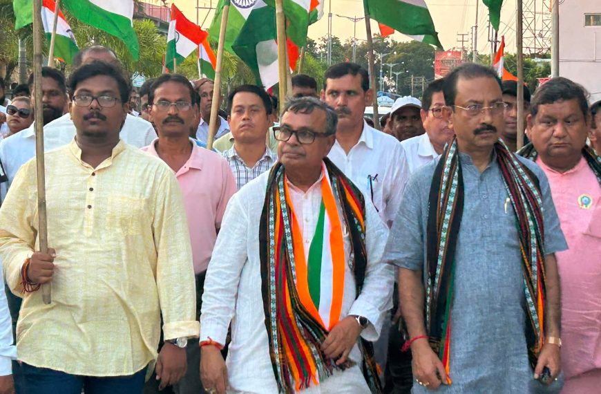 দেশভাগের বেদনা থেকে শিক্ষা নিয়ে ঐক্য ও সম্প্রীতির বন্ধন আরও শক্তিশালী করতে হবে: রতন লাল নাথ