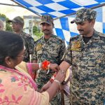 আখাউড়া চেকপোস্টে বিএসএফ জওয়ানদের রাখি পরালেন প্রাক্তন কেন্দ্রীয় প্রতিমন্ত্রী প্রতিমা ভৌমিক