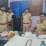 চারিপাড়া থেকে কুখ্যাত চোর আটক, চুরি যাওয়া সামগ্রী উদ্ধার