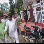৩২ নম্বর ওয়ার্ডে কভার ড্রেন নির্মাণের কাজ পরিদর্শনে মেয়র দীপক মজুমদার