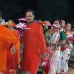 শ্রাবণ মাসের শেষ সোমবারে শিবের আরাধনায় ভক্তদের ঢল