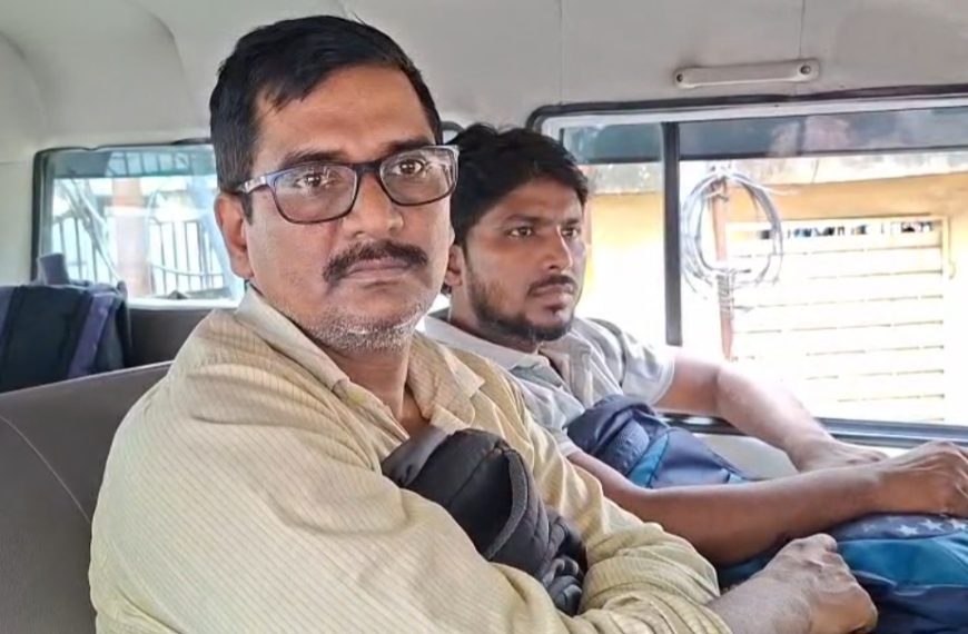 আগরতলা রেলস্টেশনে বিপুল পরিমান ফেনসিডিল উদ্ধারের ঘটনায় কলকাতা থেকে দুই অভিযুক্ত আটক