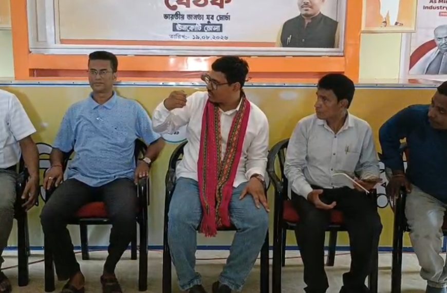 মহারাজা ইস্যুতে বিরোধীদের নিশানা, ‘দিমাগি নকশাল’ বলে আক্রমণ অরিন্দম দেবের