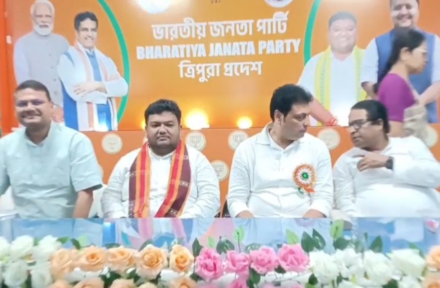 সর্বভারতীয় সাধারণ সম্পাদক হওয়ার পর প্রথমবার প্রদেশ বিজেপি কার্যালয়ে বিপ্লব দেব, নেতৃত্বের সঙ্গে বৈঠক