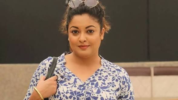 বাংলাদেশ সীমান্ত উত্তেজনা ও তরুণদের বিক্ষোভ নিয়ে মন্তব্য তনুশ্রী দত্তের, বললেন ‘নিশানা ভারত’