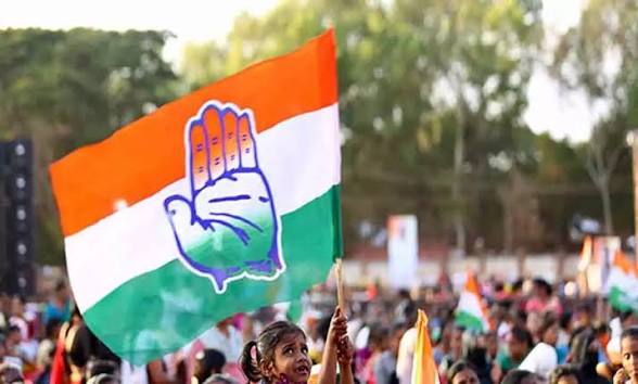 অনুমতি থাকা সত্ত্বেও যুব কংগ্রেসের কর্মসূচিতে বাধার অভিযোগ, প্যারাডাইস চৌমুহনীতে উত্তেজনা