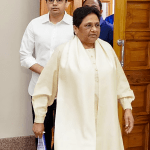 মায়াবতীর বড় সিদ্ধান্ত, বিএসপি থেকে বহিষ্কৃত ভাতিজা আকাশ আনন্দ