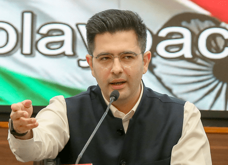 পাঞ্জাবের এসআইআর খসড়া ভোটার তালিকায় রাঘব চাড্ডার নাম ‘স্থানান্তরিত’, প্রতিহিংসার রাজনীতির অভিযোগ