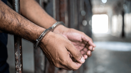 স্বামীর ‘গ্রহদোষ’ কাটানোর নামে মহিলাকে ধর্ষণের অভিযোগ, মহারাষ্ট্রে গ্রেফতার ৩