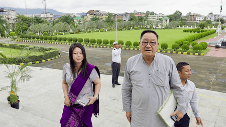 সংঘর্ষের পর তিন বছরে প্রথমবার মণিপুর বিধানসভায় সশরীরে কুকি-জো বিধায়করা
