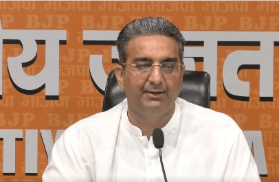 ‘রেট কার্ড’ মেনে পঞ্জাবে আইএএস-আইপিএস অফিসারদের বদলি-পদায়ন: ভগবন্ত মান সরকারকে তীব্র আক্রমণ বিজেপির