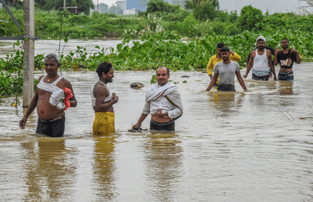 বিহারে বন্যা পরিস্থিতির অবনতি, বিপদসীমার উপর দিয়ে বইছে ৮টি প্রধান নদী