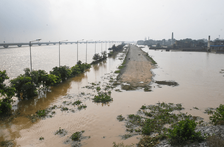 গঙ্গা-সহ একাধিক নদীর জল বাড়ায় বিহারে বন্যা পরিস্থিতির অবনতি, প্লাবিত নতুন এলাকা