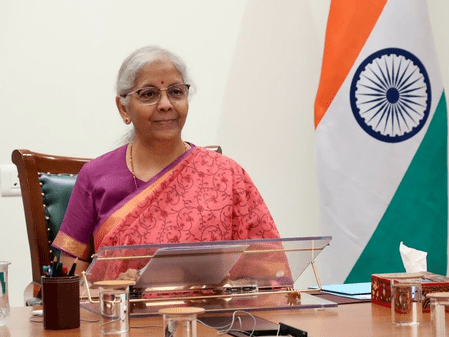 ‘ঔপনিবেশিকতার অবসান মানে আরও বিস্তৃত আর্কাইভ, বহু ভাষা ও কঠিন প্রশ্ন’: নির্মলা সীতারামন
