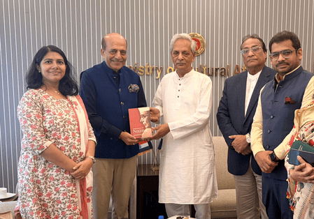 নজরুল বর্ষ উদযাপনে ভারত-বাংলাদেশের সাংস্কৃতিক সহযোগিতা জোরদারে আলোচনা