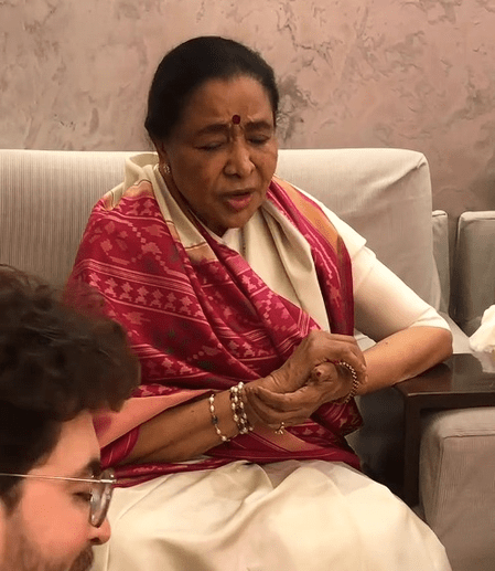 আশা ভোঁসলের ৯৩তম জন্মবার্ষিকীতে আবেগঘন স্মৃতিচারণ নীতিন, কুমার শানু ও সুদেশ ভোঁসলের