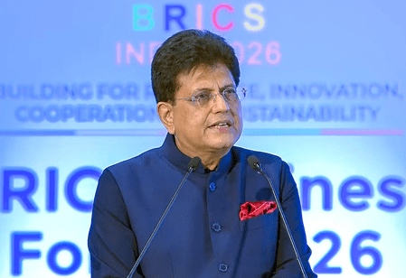 রুশ তেল ক্রেতাদের উপর নতুন মার্কিন নিষেধাজ্ঞার আইন খতিয়ে দেখছে ভারত: পীযূষ গোয়াল