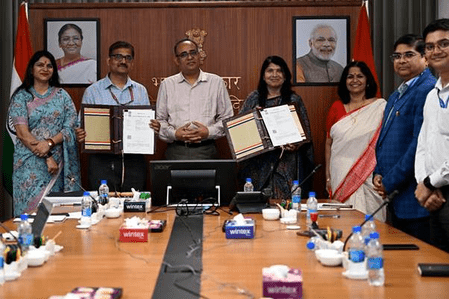গ্রামীণ ভারতে ‘পেনশন সখী’ বাড়িয়ে পেনশন কভারেজ সম্প্রসারণ করবে সরকার