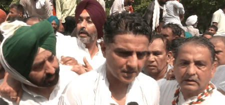‘আপ সরকার মানুষের কথা ভাবে না’, পাঞ্জাবের অর্থমন্ত্রীর পদত্যাগের দাবিতে সচিন পাইলটের নেতৃত্বে বিক্ষোভ