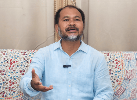 অসমে বন্যাদুর্গতদের জন্য বাড়তি ত্রাণের দাবিতে অনশনে অখিল গগৈ