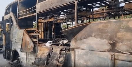 গ্রেটার নয়ডায় বাসে অগ্নিকাণ্ড, মৃতদের পরিবারকে ২ লক্ষ টাকা ক্ষতিপূরণ ঘোষণা মোদির