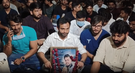 যোধপুর এইমস-এ রেসিডেন্ট চিকিৎসকের মৃত্যু ঘিরে বিক্ষোভ, ব্যাহত ওপিডি পরিষেবা; তদন্ত কমিটি গঠন