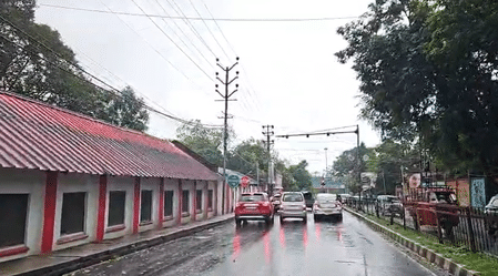 বঙ্গোপসাগরে গভীর নিম্নচাপ, ঝাড়খণ্ডে প্রবল বৃষ্টি, ব্যাহত বিমান পরিষেবা