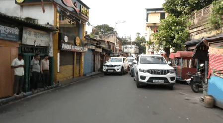 মমতার সভায় যাওয়ার পথে তৃণমূল বিধায়ক কুণাল ঘোষের গাড়িতে হামলার অভিযোগ