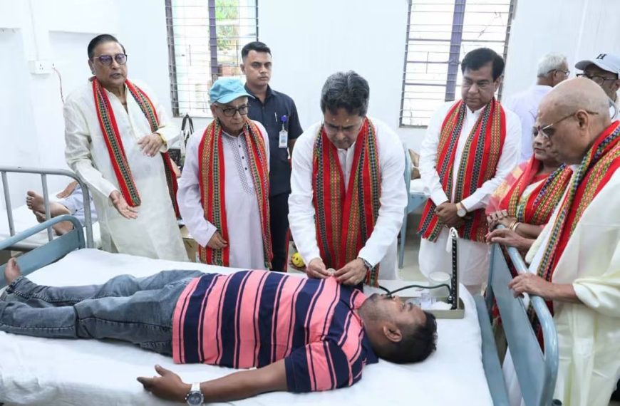 রক্তদানের প্রতি যুব সমাজকে আকৃষ্ট করতে হবে: মুখ্যমন্ত্রী