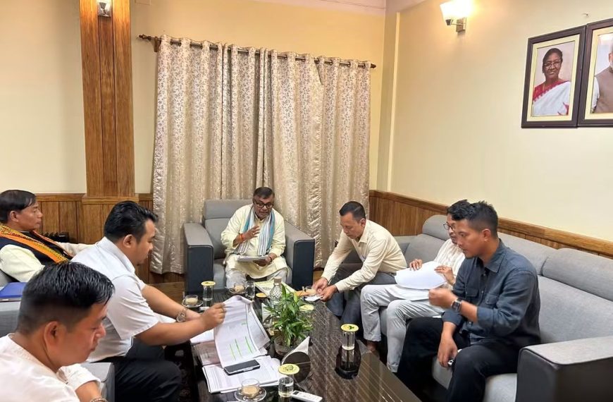 যৌথ প্রচারের কৌশল নিয়ে তিপ্রা মথার সঙ্গে বৈঠক রাজ্যের বিদ্যুৎ মন্ত্রীর; বাড়ি বাড়ি প্রচার ও উঠান বৈঠকে জোর
