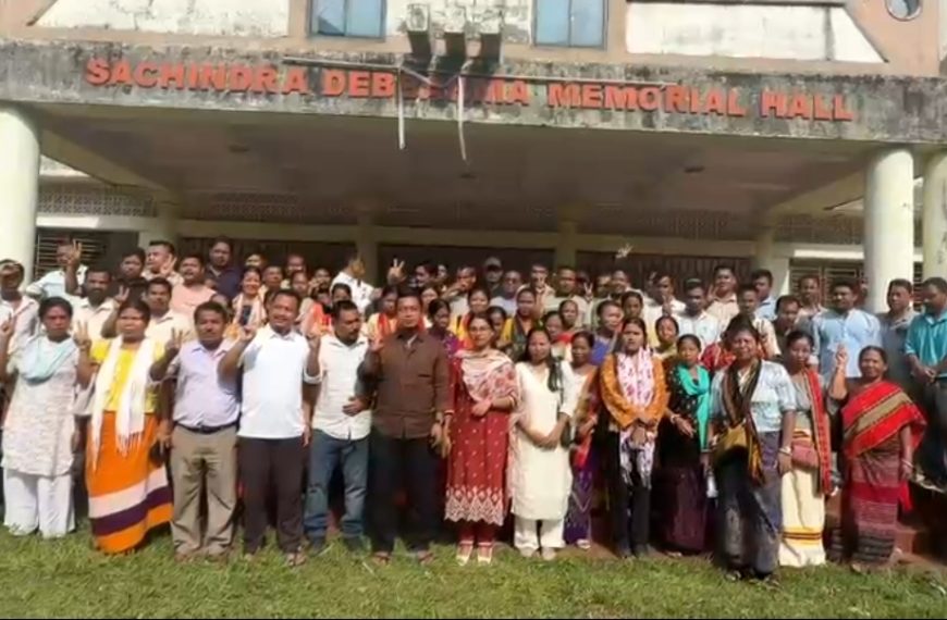 লেফুঙ্গায় বিনা প্রতিদ্বন্দ্বিতায় জয়ী প্রার্থীদের নিয়ে তিপরা মথার বিজয় মিছিল