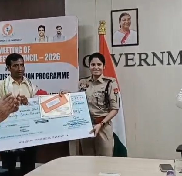 দুর্ঘটনাগ্রস্তদের জীবন বাঁচিয়ে ‘রাহবীর’ সম্মান পেলেন ৮ জন