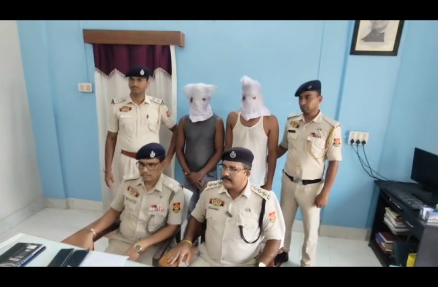 শালবাগানে অস্ত্রসহ বিহারের দুই যুবক গ্রেফতার, উদ্ধার ২টি নাইন এমএম পিস্তল ও ৩ কার্তুজ