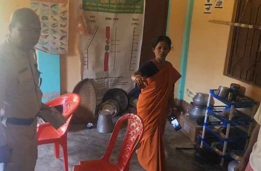 অঙ্গনওয়াড়ি কেন্দ্রে দুঃসাহসিক চুরি, উধাও দুই সিলিন্ডার-ইনভার্টার-সোলারের তার