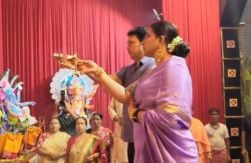 শুধু পুজো করলে চলবে না, পুজোর পাশাপাশি কর্মও করতে হবে: সাংসদ বিপ্লব