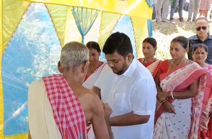 দীর্ঘদিনের দাবির পর চন্দ্রপুর গর্জনটিলায় অঙ্গনওয়াড়ি কেন্দ্র নির্মাণের কাজ শুরু