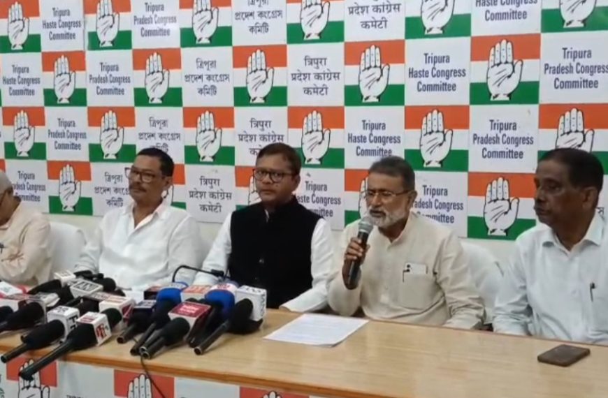 ‘রাজ্যে নির্বাচনের পরিবেশ নেই, নির্বাচন কমিশন শাসক দলের পক্ষে কাজ করছে’—অভিযোগ আশিস সাহার