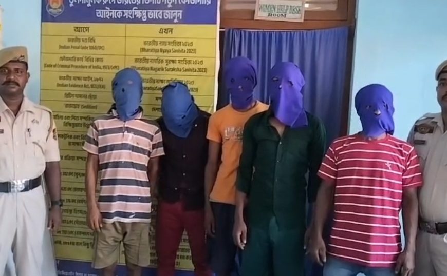 বিশালগড়ে চুরির ঘটনায় গ্রেফতার পাঁচ, উদ্ধার মোবাইল