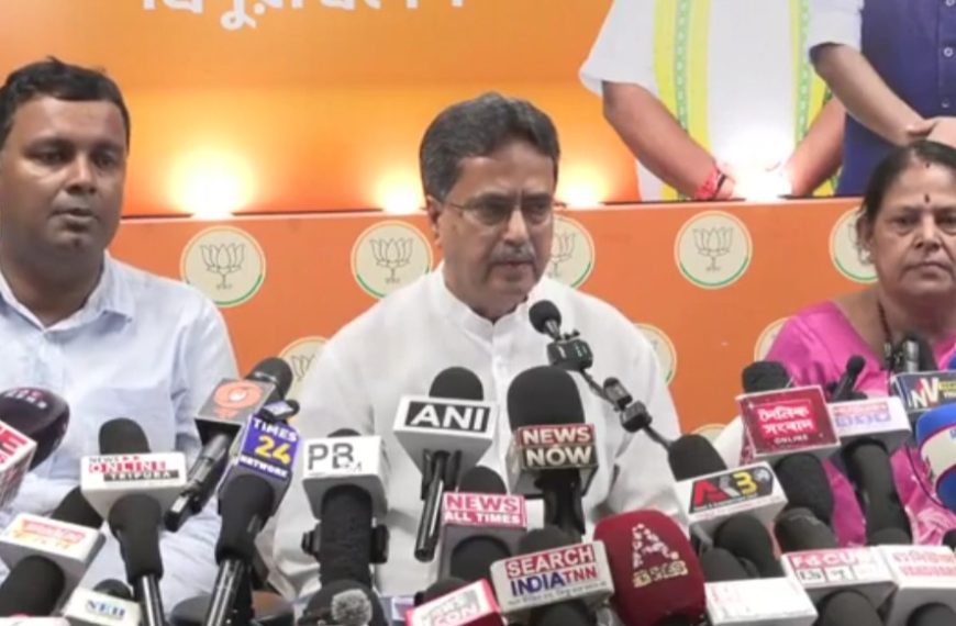 বিরোধী দল যখনই নির্বাচনে হারে, ইভিএম বা নির্বাচন কমিশনকে দোষারোপ করে: মুখ্যমন্ত্রী