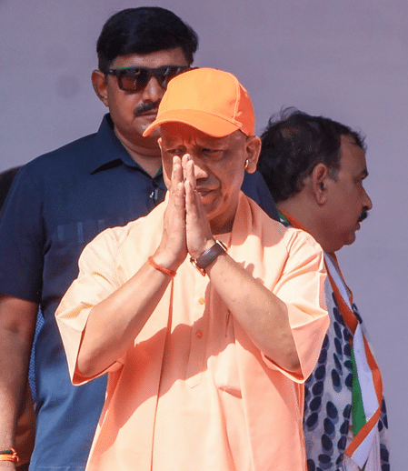 পুর্বাঞ্চল এক্সপ্রেসওয়ে দুর্ঘটনায় শোকপ্রকাশ যোগী আদিত্যনাথের, নিহতদের পরিবারের পাশে থাকার আশ্বাস
