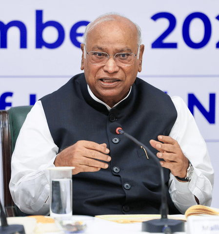 কর্ণাটকের খরায় দ্রুত হস্তক্ষেপের দাবি, মোদীকে চিঠি খাড়গের