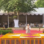শাস্ত্রীর জন্মবার্ষিকীতে শ্রদ্ধা প্রধানমন্ত্রীর, স্মরণ ‘জয় জওয়ান, জয় কিষান’ স্লোগান