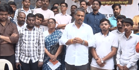 এমপিএসসি আন্দোলন: ৪৮ ঘণ্টার সময়সীমা রোহিত পাওয়ারের, দাবি না মানলে পুনে বন্‌ধের হুঁশিয়ারি