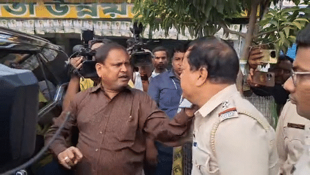 রেজিনগরে পুলিশের সঙ্গে বচসা, সাব-ইন্সপেক্টরের কলার ধরার অভিযোগে গ্রেফতার হুমায়ুন কবীর