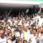 এসআইআর প্রতিবাদ: রাহুল-প্রিয়াঙ্কার বিরুদ্ধে দিল্লি পুলিশের পদক্ষেপের প্রতিবাদে কর্নাটক কংগ্রেসের ‘কালো দিবস’