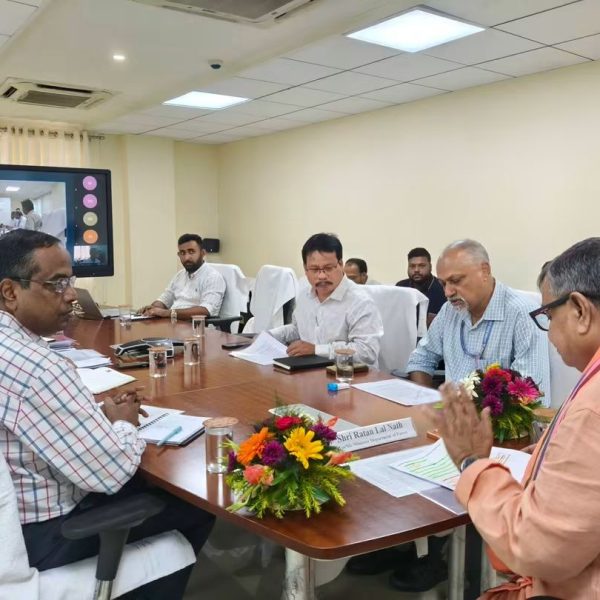 দূর্গাপূজায় বাড়তি বিদ্যুৎ চাহিদা মোকাবিলায় আগাম প্রস্তুতির নির্দেশ&hellip;