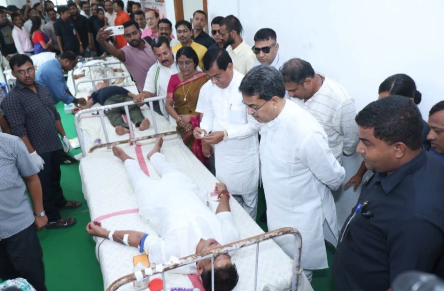 রক্তদানের চেয়ে মহৎ কাজ আর কিছু হতে পারে না: মুখ্যমন্ত্রী