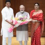 প্রধানমন্ত্রীর সঙ্গে সাক্ষাৎ করে আশীর্বাদ নিলেন সস্ত্রীক বিপ্লব কুমার দেব