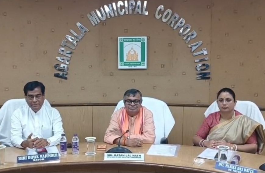 দুর্গাপূজায় আগরতলার রেজিস্টারভুক্ত ক্লাবগুলির ৫ কিলোওয়াট পর্যন্ত বিদ্যুৎ বিল দেবে পুর নিগম